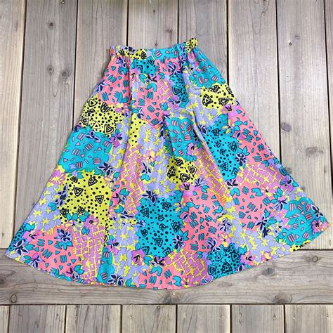 80s green and pink patchwork printed silk skirt | LEMON