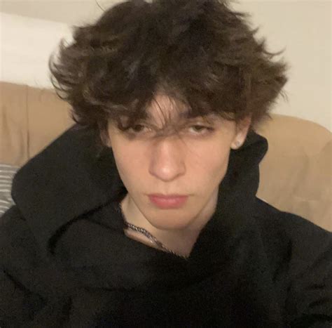 24 Fluffy hair boys 🤭🤭 ideas | fluffy hair, boy hairstyles, messy hair boy