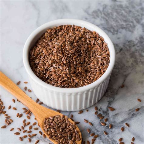 How to Make Your Own DIY Flaxseed Gel for Defined, Hydrated Curls