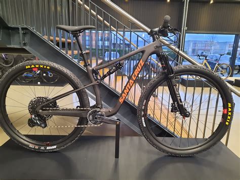 Santa Cruz BLUR GX AXS RSV / Carbon C usato in M | buycycle