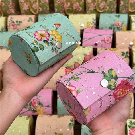 Pastel Floral Bangle box (Roll) assorted – Pai by Lee Gifts
