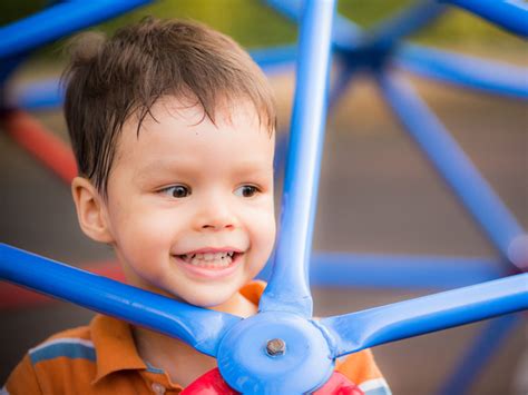 Your 20-month-old's language and cognitive development: Making sense ...