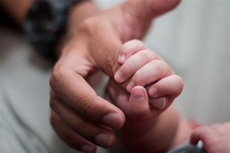 Milwaukee Program Helps Struggling Dads Figure Out Fatherhood