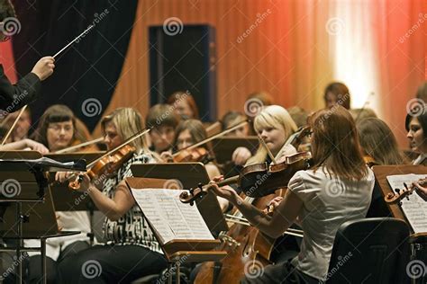 String Section Orchestra 的图像结果