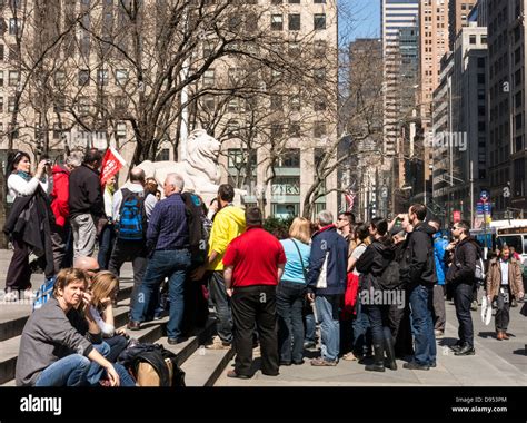 Library Tour 的图像结果