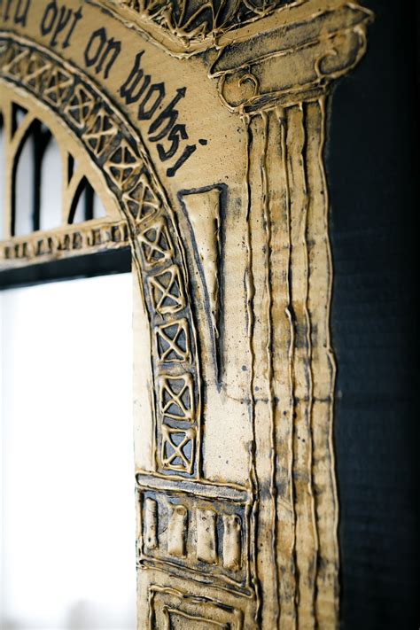 Delicious Reads: DIY Harry Potter Cardboard "Mirror of Erised" Tutorial