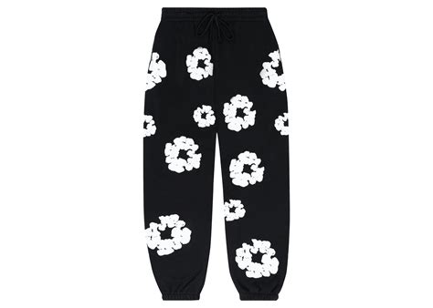 Buy Denim Tears The Cotton Wreath Sweatpants Black | SASOM