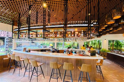 Big Banyan Vineyard & Resort - Luxury Dining