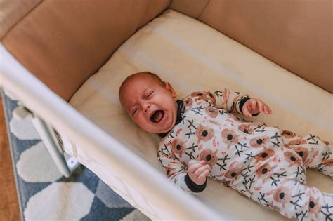 5 reasons your baby is crying when it's time to sleep - Well Rested Wee ...