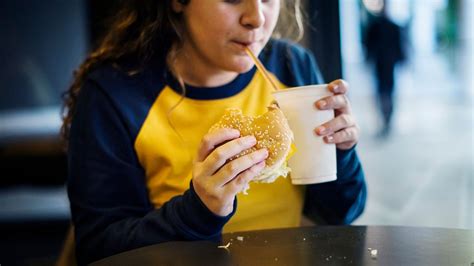 Tips To Prevent Obesity In Children | OnlyMyHealth