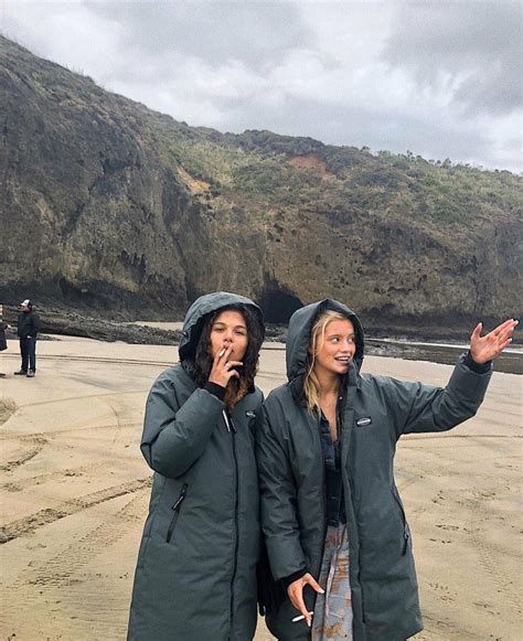 The Wilds | Wild, Actors, Call my friend