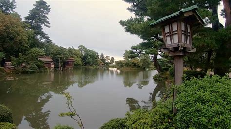 Osaka Castle vs Himeji Castle - Best Time to Japan