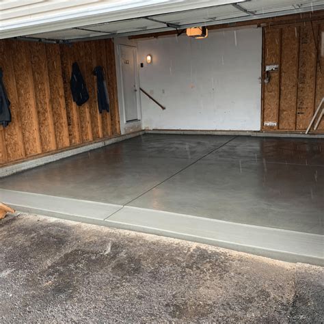 Concrete Garage Flooring | Garage Floor Contractors - Sam the Concrete Man