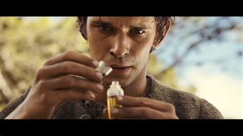 从电影《香水》学香水：用史上最壮观的A片告诉你香水的魔力 - 知乎