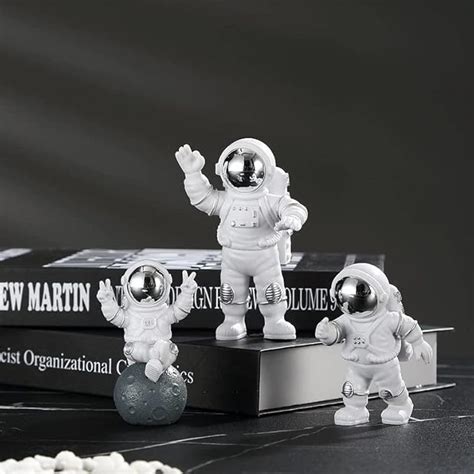 Buy Street27 3Pcs Astronaut Action Figurine Home Decor Astronaut Statue ...