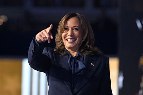 Kamala Harris Lands Sixth Polling Win in Four Days - Newsweek