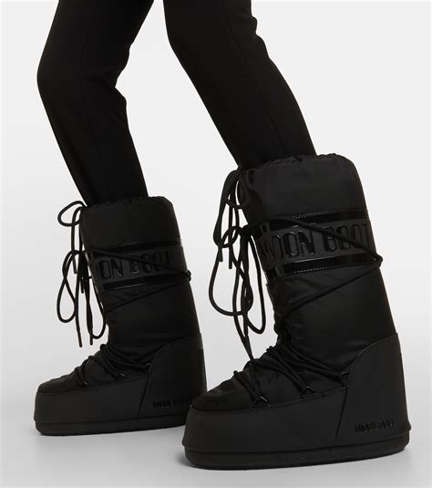 Classic Plus snow boots in black - Moon Boot | Mytheresa