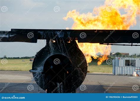 Fire and Flames Aircraft Engine Fire Stock Photo - Image of crew, loss ...