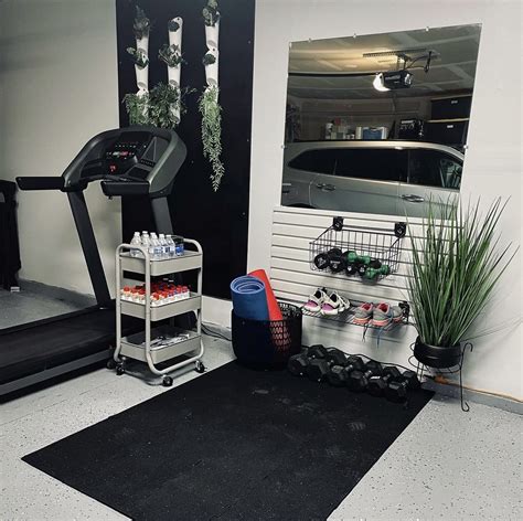 Small Gym 的图像结果
