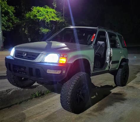 Honda CRV Off Road Build on 34 Inch Tires and 7.5" Lift
