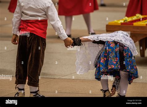 Panticora Local People 的图像结果