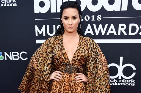 Demi Lovato's 10 Best Songs: Critic's Picks - Street Stalkin