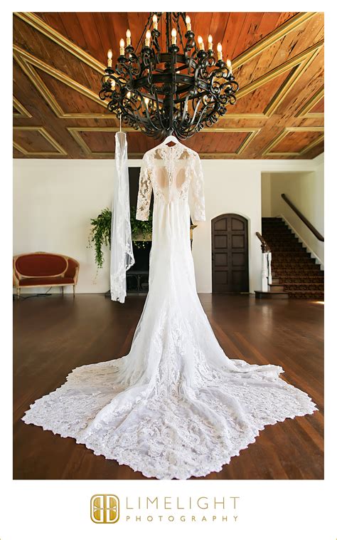 Alana + Jordan Step Into The Limelight | Bella Cosa Wedding Venue ...