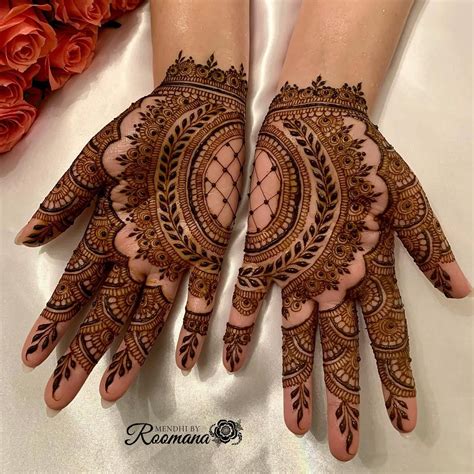 Henna artist| Oldbury on Instagram: "Wrist bridal palms 🌺 Inspo ...