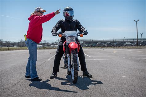 Courses drive home safety first for Fort Leonard Wood motorcycle riders ...