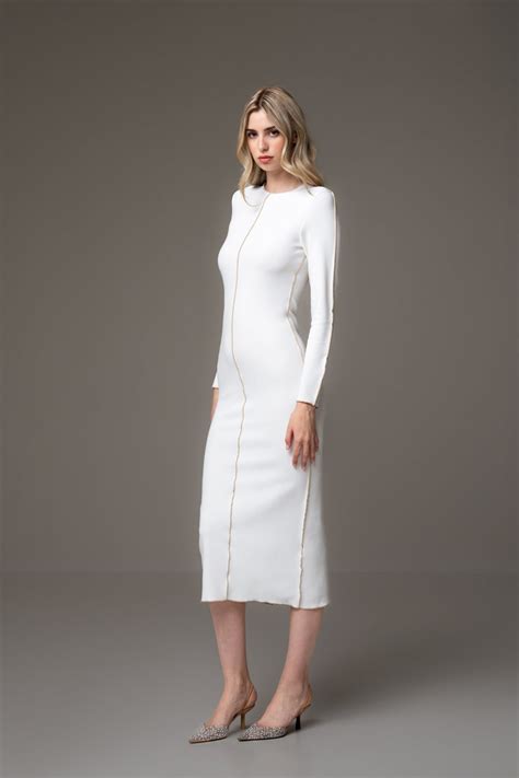 CONTRAST OVERLOCKING DETAIL DRESS – Sotbella