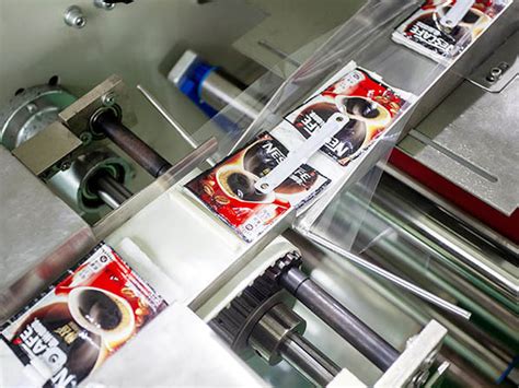 Down Paper Flow Pack Machine 的图像结果