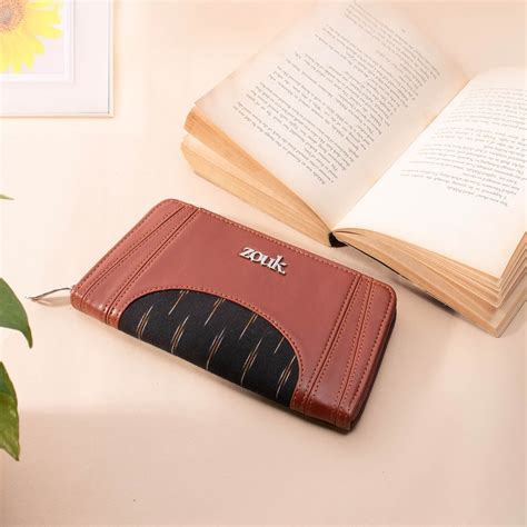 Arika Zipper Wallet - Kashmir Blooms