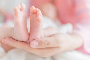 据权威机构调查显示 婴幼儿无人照料是阻碍生育首要因素|权威|机构-社会资讯-川北在线