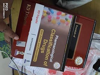 Buy Pharmacological Classification of Drugs with Doses and Preparations ...