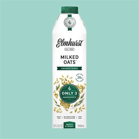 5 Healthiest Oat Milk Brands, Ranked by an R.D.
