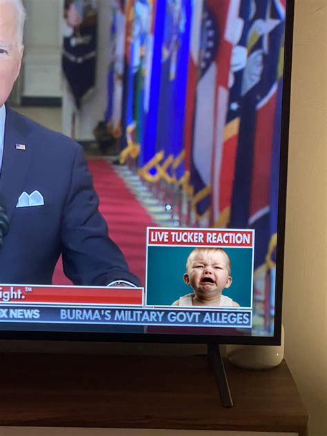 LIVE TUCKER REACTION : r/PoliticalHumor