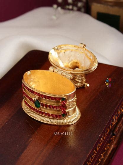 Antique Adiyogi Kumkum Box – Arshis