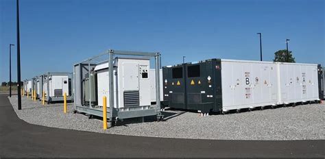 A look inside Jupiter Power's Tibbits Battery Storage plant in ...