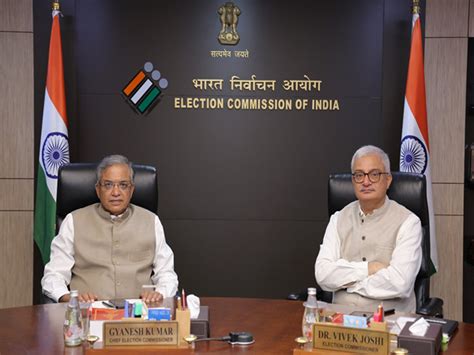 CEC Gyanesh Kumar holds interaction with Owaisi-led AIMIM delegation ...