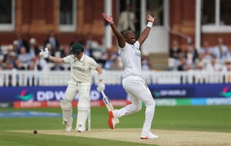 Lungi Ngidi traps Steve Smith LBW for 13 following a brilliant review ...