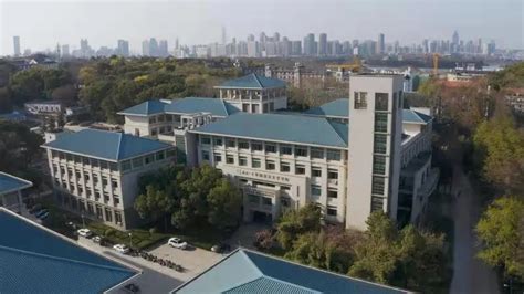 武汉外国语学校美加分校高中部2022级招生简章-国际学校网