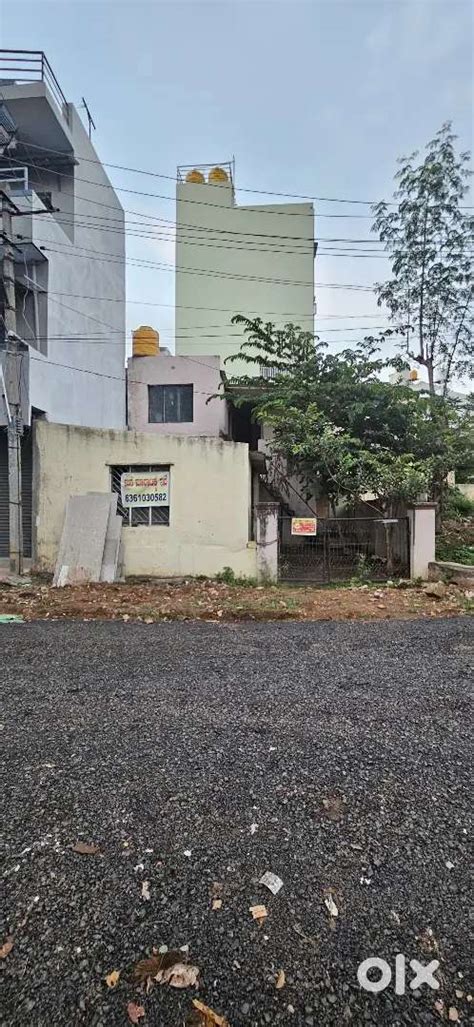 Old house for sale in ramakrishna nagar e and f block - For Sale ...