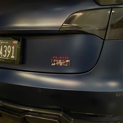 PLAID Badge Trunk Emblems - Black, Chrome, or Red Color – RPM TESLA Aftermarket Accessories