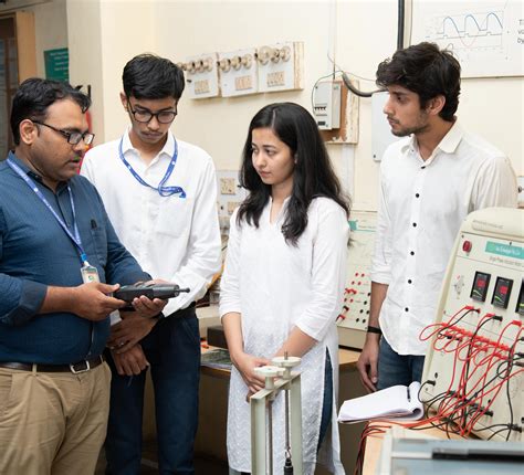 Center for Distance and Online Education - BVDU