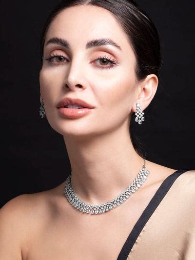 Shop from Rubans Jewellery Set Online Jewellery Collection | Rubans ...