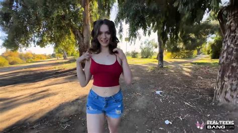 Gracie Gates - Gates Opened For Business - EPORNER