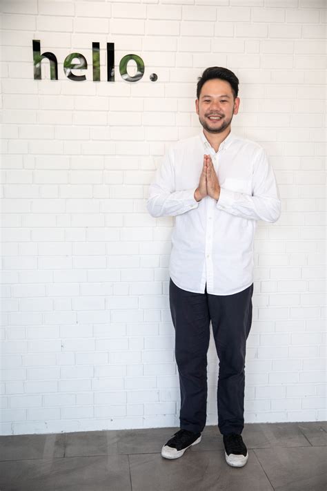 18 Ways to Say Hello in Thai & Other Greetings - Learn Languages From Home