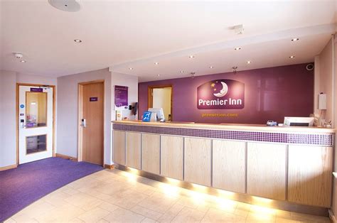 PREMIER INN POOLE CENTRE (HOLES BAY) HOTEL (Dorset) - Hotel Reviews ...