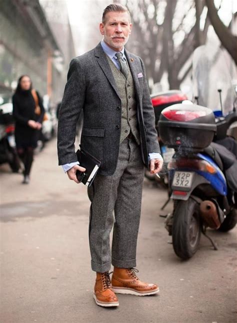 40岁的男人该如何穿搭？这样穿才能彰显自身的品味