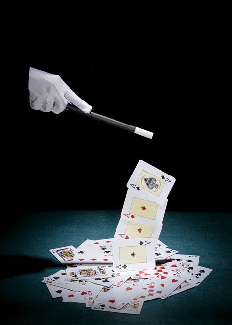 Floating Card Tricks 的图像结果